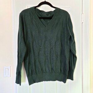 V- neck Sweater - Size M